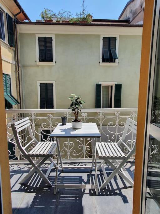 Daisy Apartment - City Center La Spezia Dış mekan fotoğraf